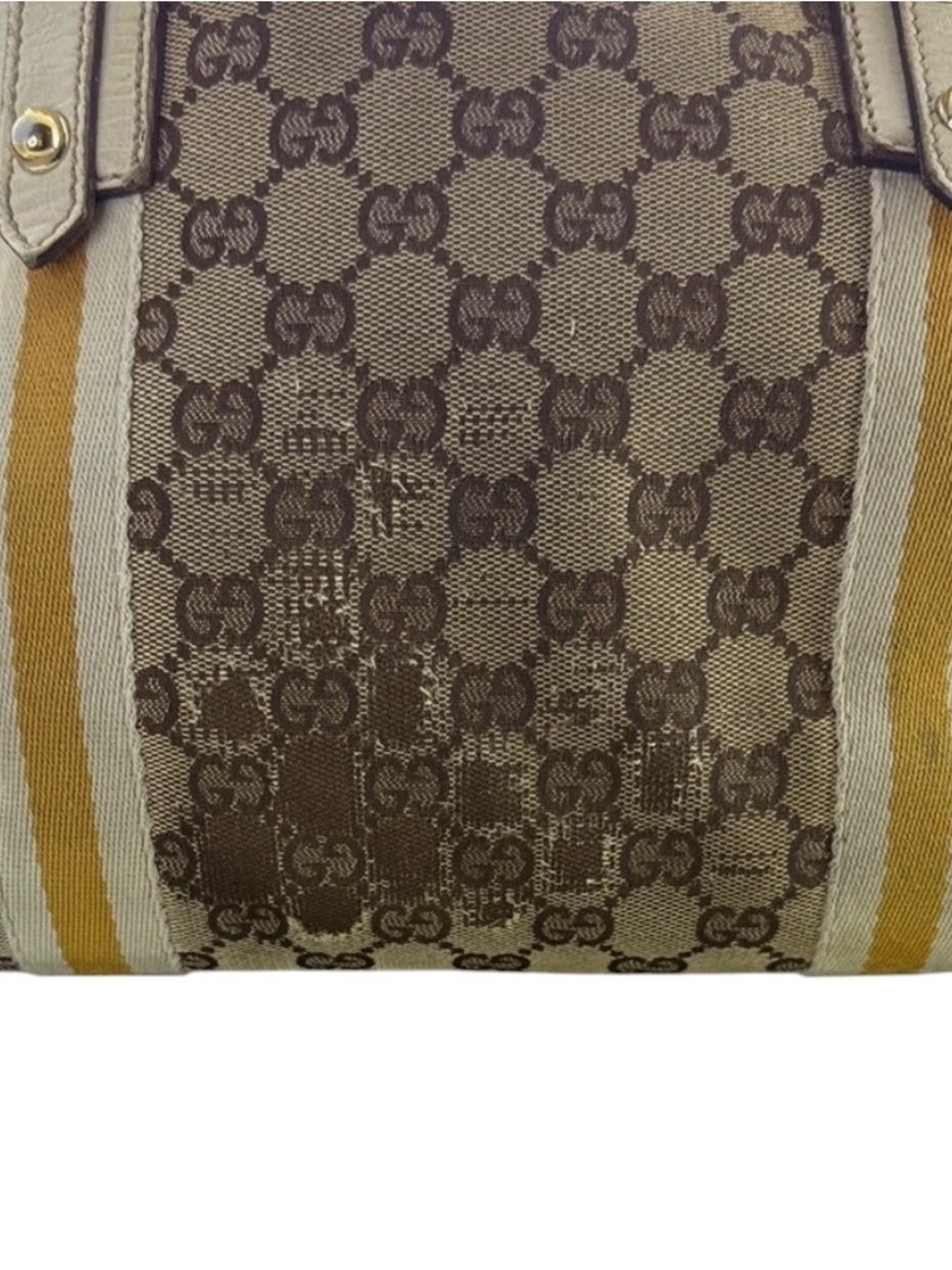 Gucci REHAB Brown
Monogram Tote with intact authentic charms - Picture 4 of 11